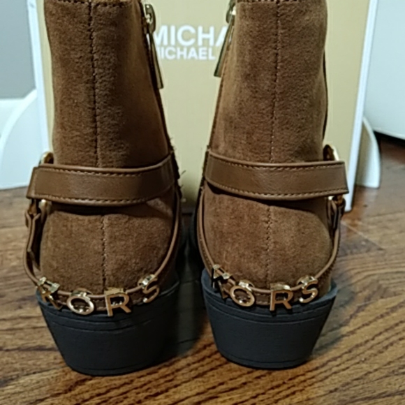 NEW Michael Kors Western Style Bootie Boot Brown 2 - Picture 2 of 4
